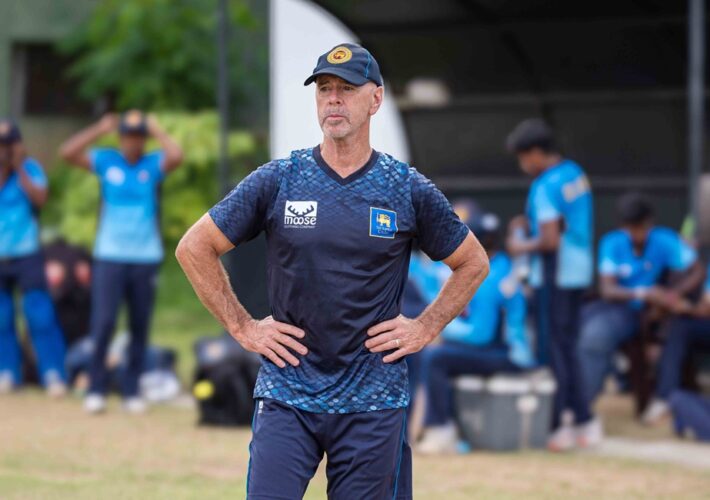 ශ්‍රී ලංකා කාන්තා ක්‍රිකට් කණ්ඩායම ‘පෙරළිකාරී කණ්ඩායමක්’ කරනවා – නව ප්‍රධාන පුහුණුකරු ජෙමී සිඩ්න්ස්