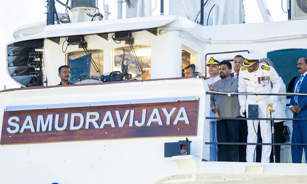 SLNS සමුද්‍රවිජය නෞකාව ශ්‍රී ලංකා නාවික හමුදා සේවයට නිල වශයෙන් එක් කිරීම ජනපති ප්‍රධානත්වයෙන්