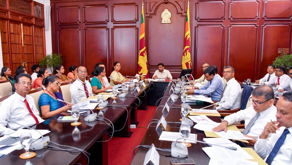 කාන්තා සහ ළමා කටයුතු අමාත්‍යාංශයේ 2027 අයවැය පූර්ව සාකච්ඡා ජනපති ප්‍රධානත්වයෙන්