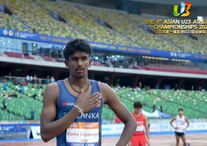 අයෝමාල් අකලංක වසර 26ක් පැරණි ශ්‍රී ලංකා ජාතික ජවන හා පිටිය වාර්තාවක් බිඳ දමයි