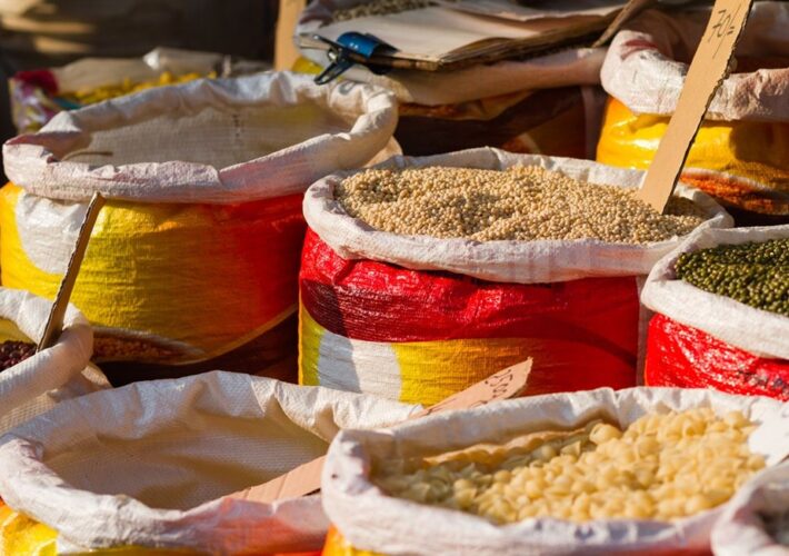 මෙම සතියේ තෝරාගත් අත්‍යවශ්‍ය ආහාර ද්‍රව්‍යවල ඇස්තමේන්තු මිල ගණන්
